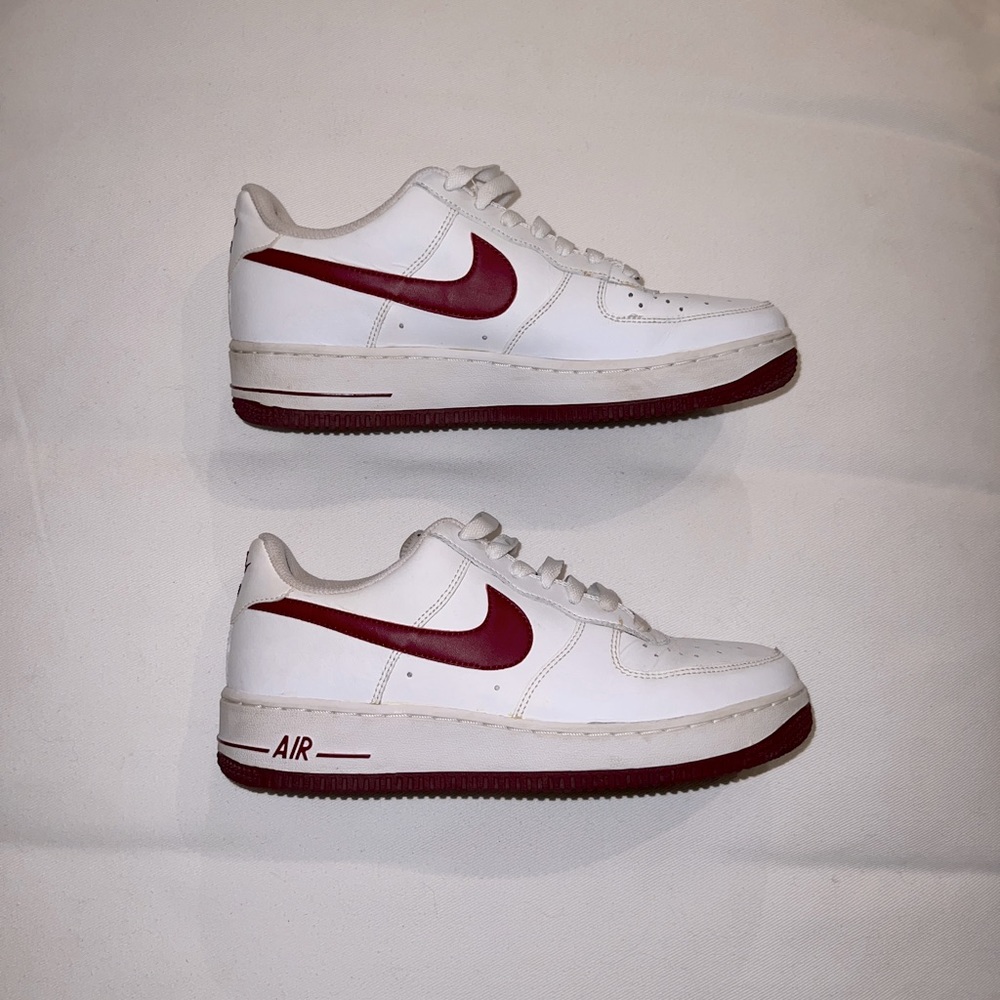Nike Air Force 1 AF-1 ‘82 White/Burgundy size 8 (6.5Y)